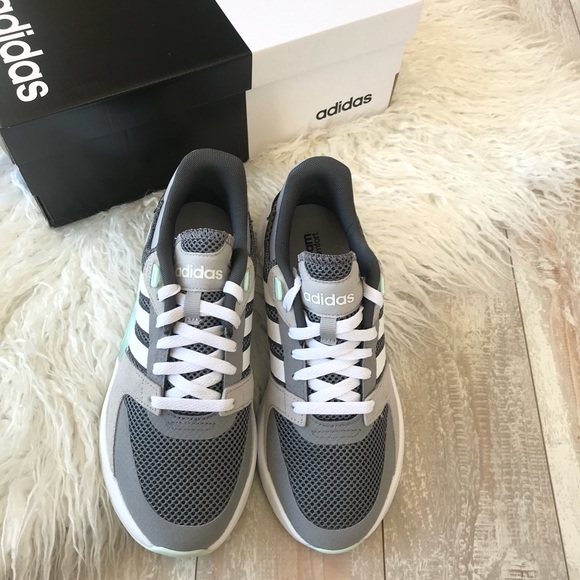 NWT Adidas Run 90S Women’s Shoes - Picture 4 of 8